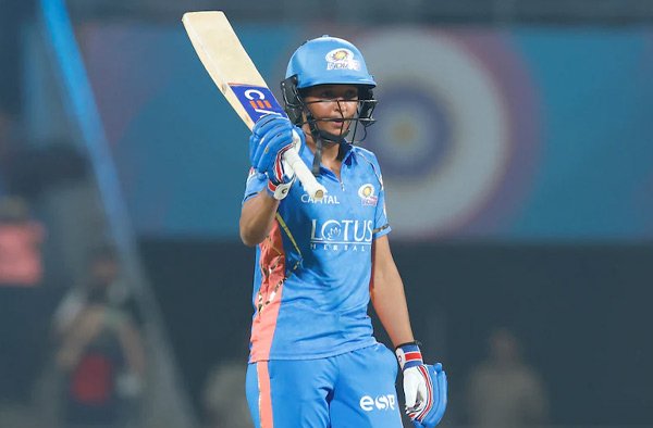 CricUniverse7's tweet photo. BREAKING :
#MI Becomes the FIRST team to Qualify for the knockout of #WPL2024 
#HarmanpreetKaur played a one of great innings of #WPL

#InternationalWomensDay                               
#अतीक_का_साथी_MLA_वाचस्पति
#IStandWithManojTomar
#WPLDrive https://t.co/oygk2OzHrg