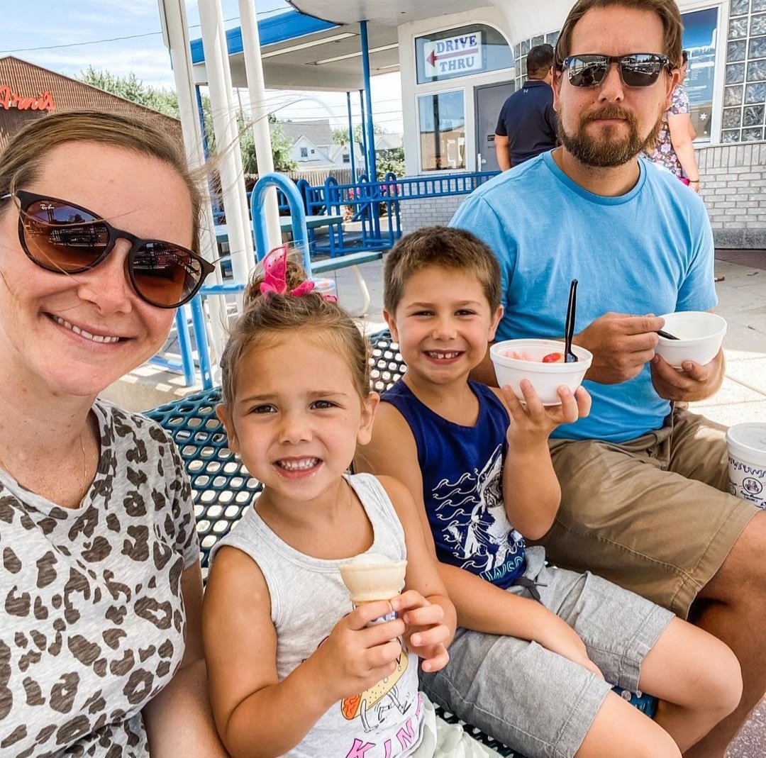LucilleSto74152's tweet photo. The weekend didn't go as I had planned but we still had fun!
Sylvanus had an open house to meet his 1st-grade teacher and he was so excited/nervous! Then we got ice cream to celebrate at Frozen Custard.
#ihatebedtime #backtoschool #baseballlife #baseballmom #iloveweekends https://t.co/22CgpZD7Xr