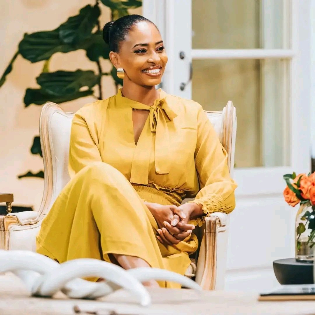 50 year old Jessica Motaung is extremely gorgeous 😢❤️❤️‍🔥
Retweet if you agree 

Kaizer Chiefs