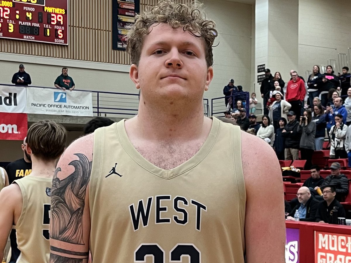 After missing the last one, there was no way @KachelBrysen wasn’t going to play in the 4th place game. The @westalbanybball senior not only suited up, he went out with a huge bang in his last high school game with a near triple-double of 25 points, 13 rebounds, and 7 assists.