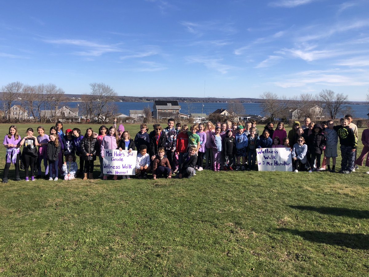 hole_suzanne's tweet photo. Wellness Week With Herren is a celebration and a reminder that we need to take care of ourselves and others all year long. 😊💜
@HathawaySchool @HerrenProject https://t.co/fw42xPQtol