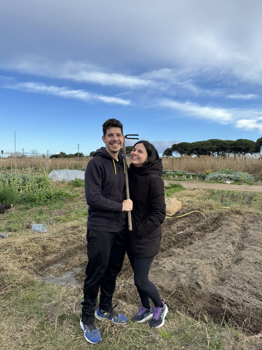midudev's tweet photo. Gracias JavaScript…
Pero he alquilado un huerto para desconectar 👨‍🌾 https://t.co/TxKrW12FTk