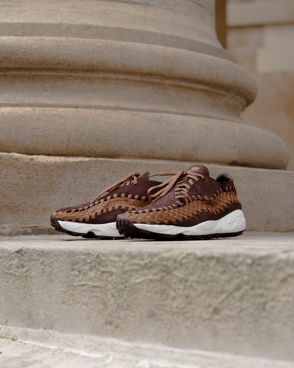 Footpatrol_ldn's tweet photo. Nike continue to deliver fresh colour ways of the Air Footscape with the inclusion of this, its latest take finished in 'Saturn Gold'

Available to shop online here, https://t.co/Qb0jT9yPvS

#Nike #NikeShoes #Footscape #NikeFootscape #NikeAir #TEAMFP #Footpatrol https://t.co/HbaPF3QUrK