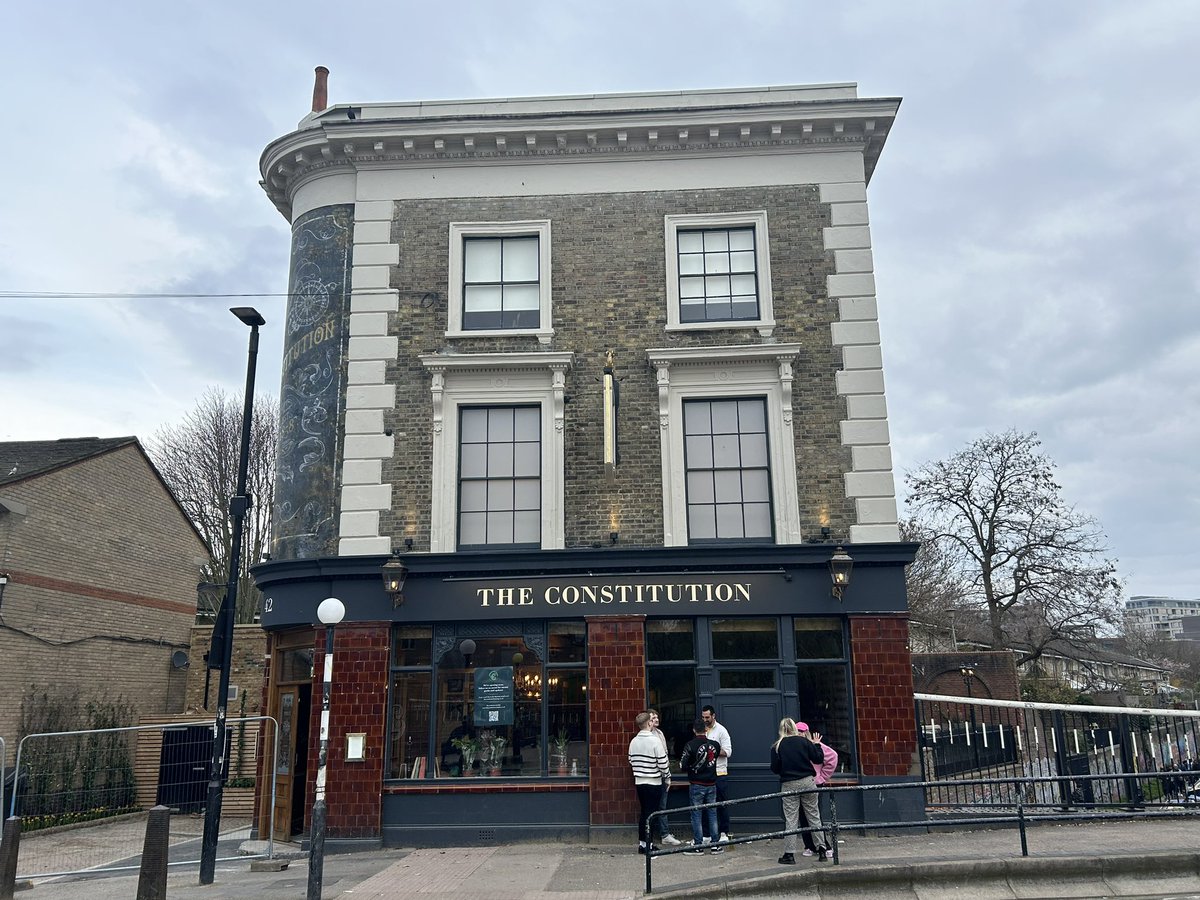 PubsSaving's tweet image. Very excited about The Constitution in Camden reopening! Staff at pub this afternoon. Official reopening 17th March. #pubsreopening #camden