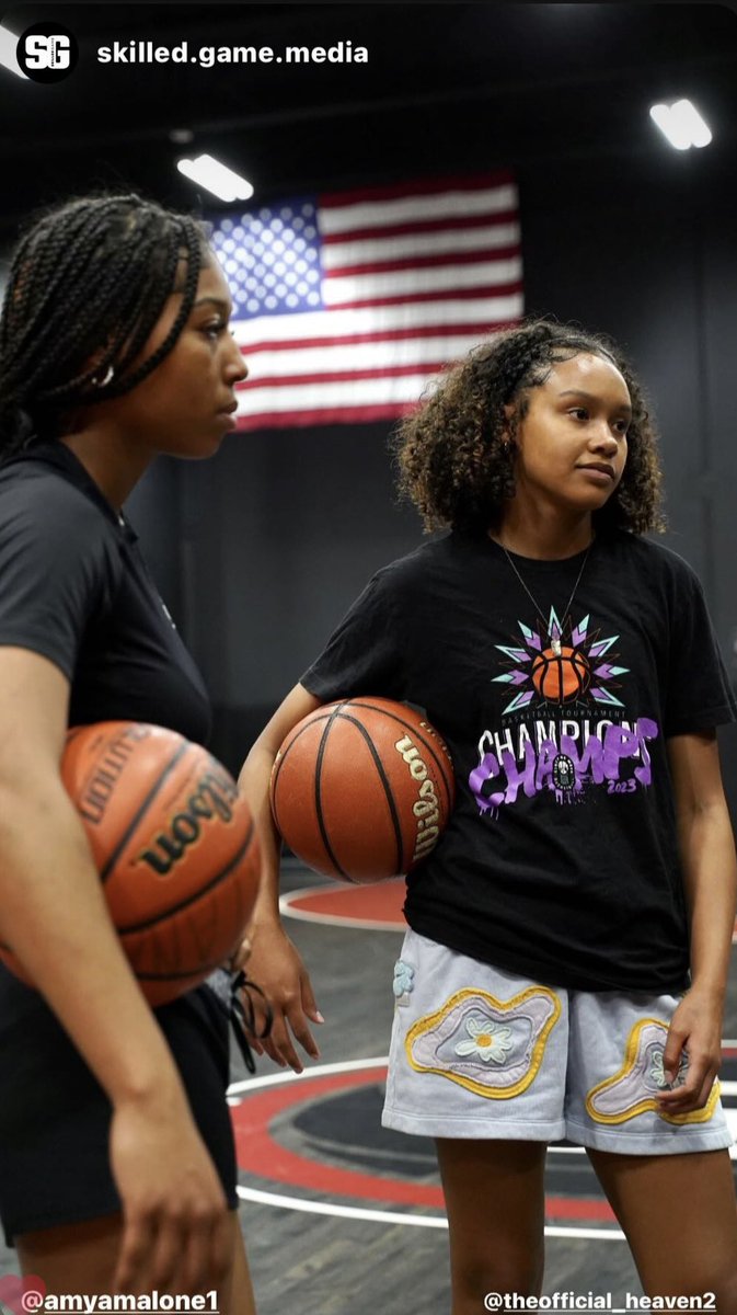 AmyaMalone01's tweet image. Club Ball SZN Lets goooooo! 
#ItDontStop #Summerball