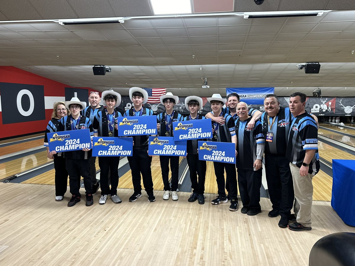 SectXISuffolk's tweet photo. 🎳 The Section XI Boys Composite bowling team won the NYSPHSAA championship.

Anthony Manetta of Comeswogue bowled the highest game in the state with a 279.

Corey Volper won the sportsmanship award from Section XI.

Congrats to all! https://t.co/KTG3NmjfRd