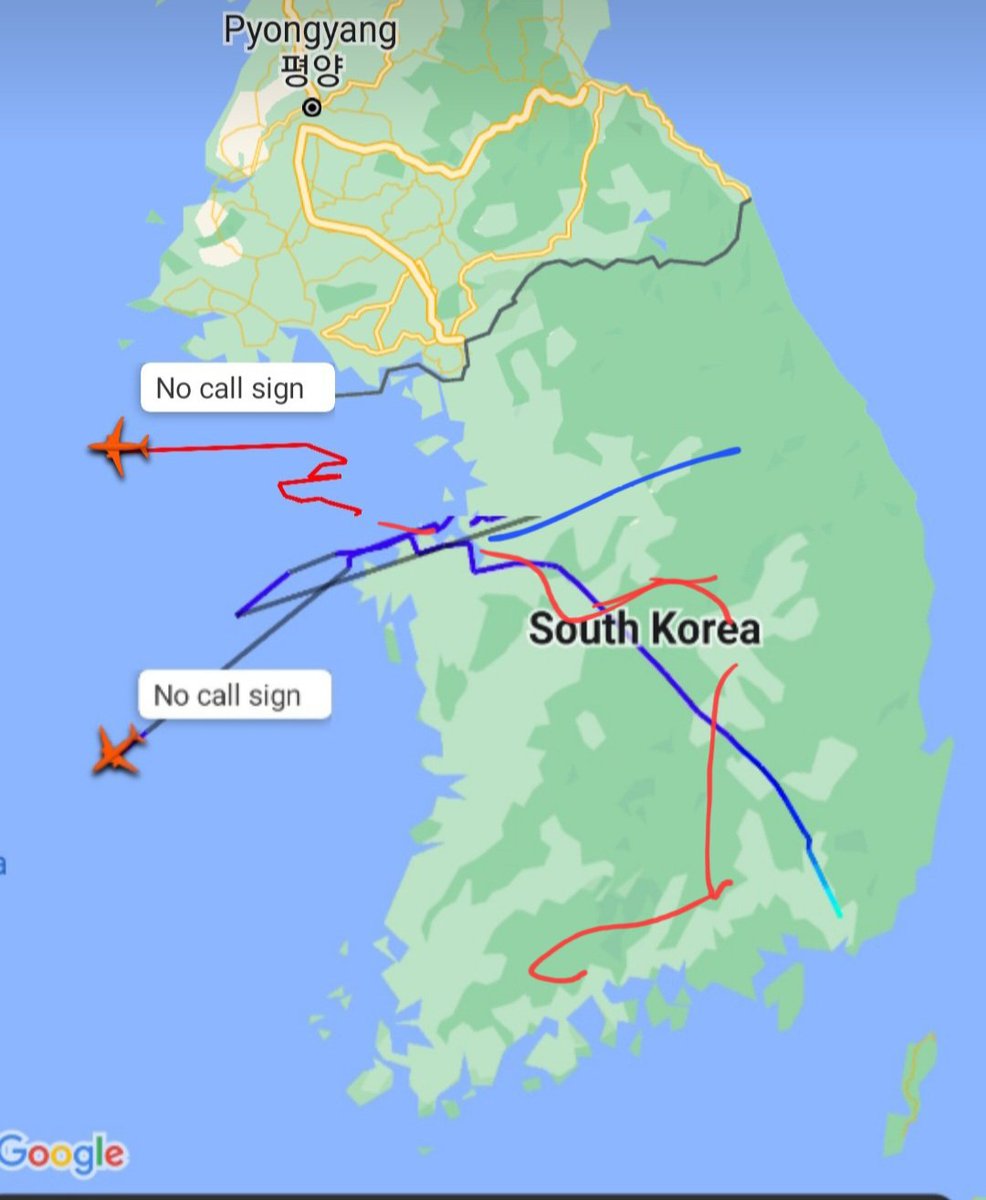 Oceanworldfree's tweet photo. South Korea's Global Hawk spy planes
#38thParallel https://t.co/GGz1xsk7im