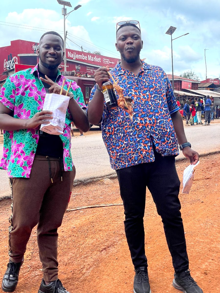 MgrHannz's tweet photo. Great Men Showed Up For
@AllanSseky X @SavaWabwe
#Jinjera
#ReggaeOverDrive https://t.co/gyUrm8X482