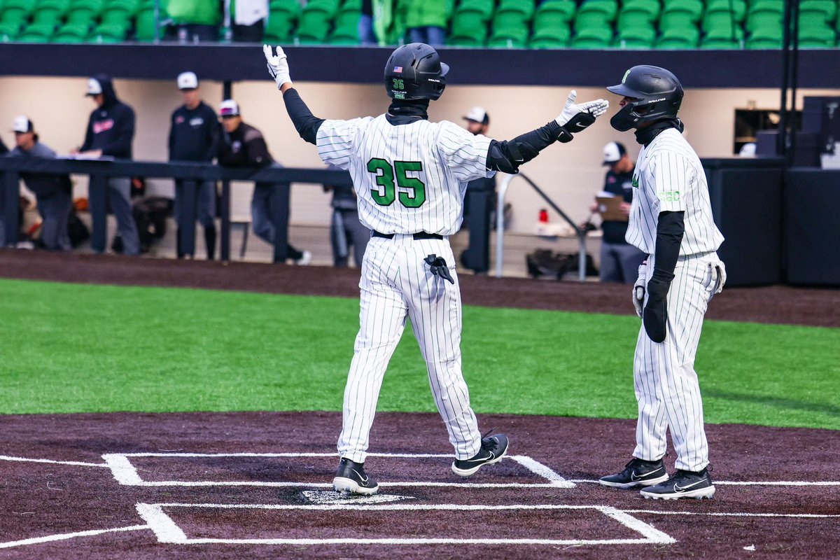 Marshall Baseball tweet media