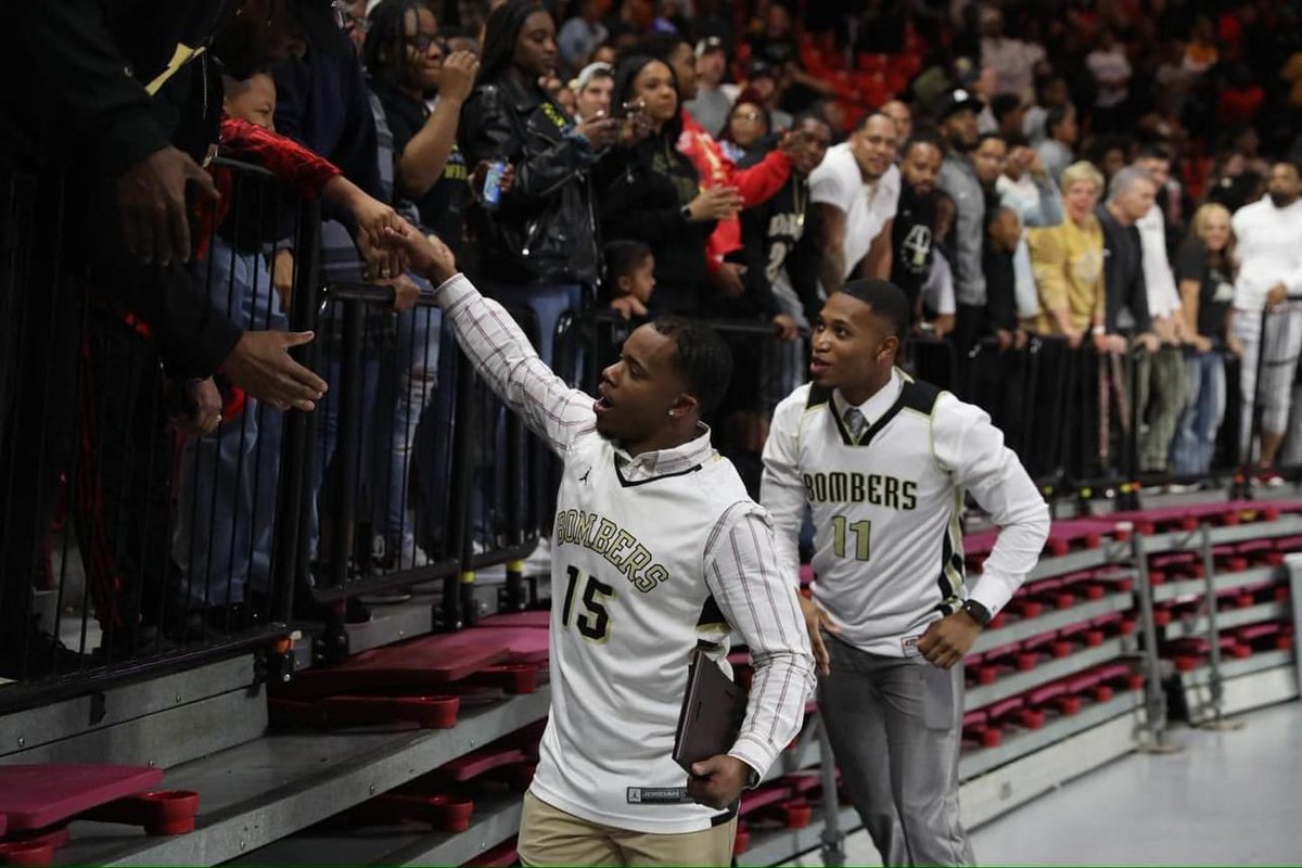 Jermaine Simpson (@coachsimp_) on Twitter photo It look like Nello and Dubb was out there playing D today. <a href="/CoachNoel10/">Torey Noel 🏀</a> #LLBothThemBoys It look like Nello and Dubb was out there playing D today. <a href="/CoachNoel10/">Torey Noel 🏀</a> #LLBothThemBoys