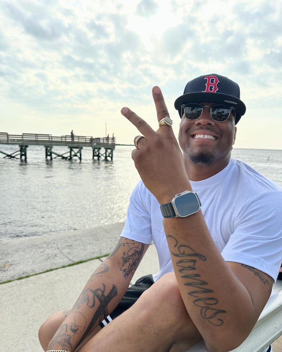 ThinkJustinJ's tweet image. Thankful. #floridalife #thinkjustinjames