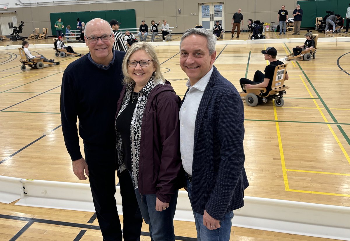 Great to see @RobFlackEML and @jerrypribilw5 this morning at the Volt Hockey tournament at the Carling Heights Optimist Centre. It was great to learn about this exciting accessible sport and the games were very fun to watch! “It is the ultimate team opportunity for children…