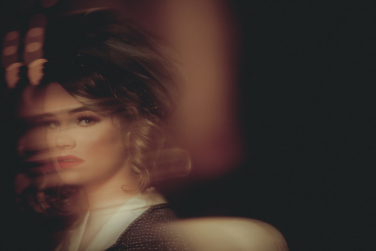 🚨Giveaway Alert🚨
1  Vintage  Motion  by  legendary  <a href="/LeslieASpurlock/">lesliespurlock.sol | NFT.NYC 2024 🏴‍☠️</a> 
To  win:  ❤️ +  RT  +  follow  Leslie
48  hrs,  winner  by  twitterpicker.
50  xtz  FP  
Good  luck.  🍀 
#tezos