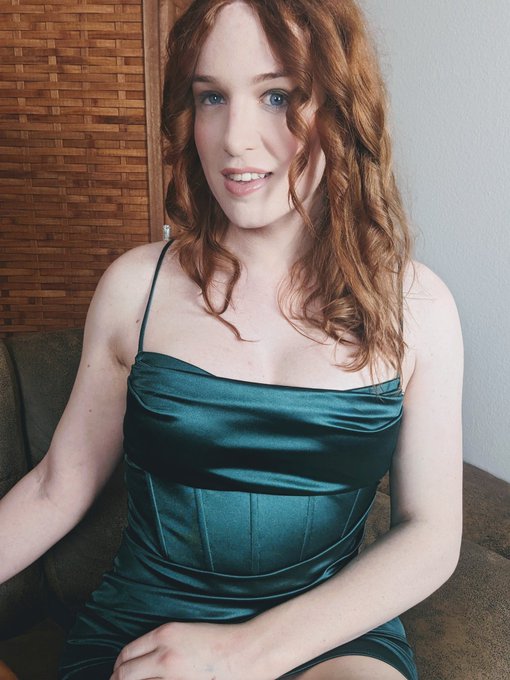 @TGEroticaAwards pre party 🎉🎉  fun  times! https://t.co/d9hkajVFvs<a class="tags" href="/tag/tgeroticaawards">@tgeroticaawards</a><a href="/tag/newprofilepic"class="tags"><span>#newprofilepic</span></a>