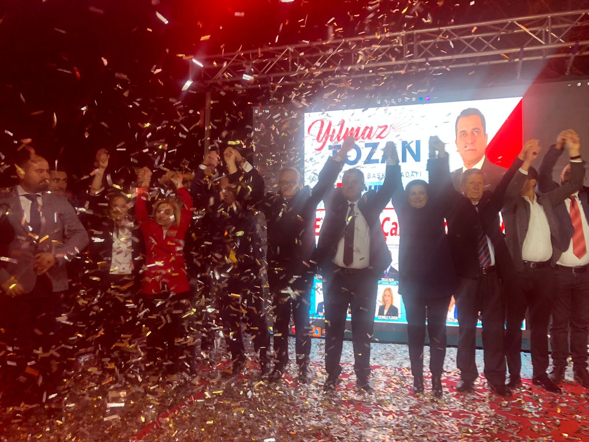 AliKARAOBA's tweet photo. Çok az kaldı, Yılmaz Tozan ve ekibiyle birlikte EŞME Cumhuriyet Halk Partisi'yle buluşacak, özlem bitecek, EŞME KAZANACAK!

İl başkanımız, Eşme ilçe başkanımız, Eşme il genel meclisi ve belediye meclisi adaylarımız, yönetimimiz, gençlerimiz, kadınlarımız hep birlikte büyük bir coşkuyla Eşmemizin Aday ve Proje Tanıtım Toplantısı'na katıldık. 

ÇOK GÜZELSİN EŞME!
TAM YOL İLERİ EŞME!

Fotoğrafların tamamı için:
https://t.co/M3TOL9LdTt