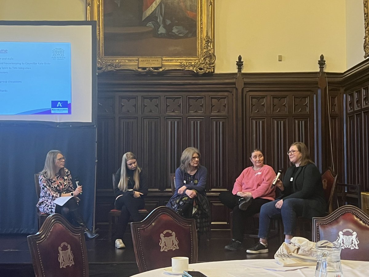 Spent the morning celebrating #IWD2024 with incredible women thinking about their political journeys. Sharing lived experiences, advocating for improved representation, and fostering inclusivity and positivity. @ElectHer_UK #womensupportingwomen