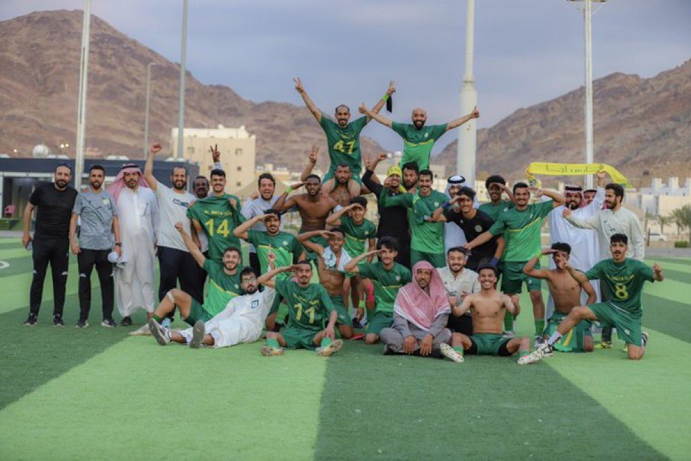 abofai7's tweet photo. أبارك للأحبة في  #نادي_الغوطة
 @Algottah_FC 💚💛 تأهلهم لدوري الدرجة الثانية أبارك لرئيس النادي و اللاعبين و لأهل #موقق هذا التأهل https://t.co/BxOgGsKr1O
