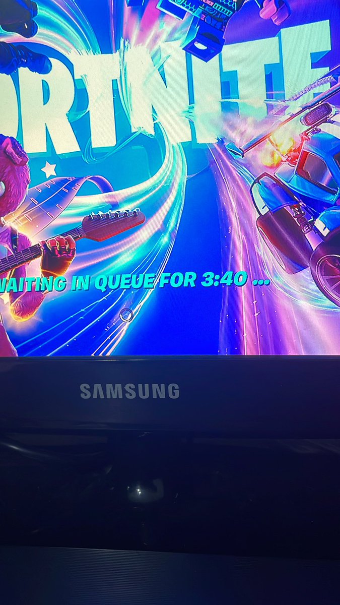 1nfctd's tweet photo. @FortniteStatus Hey fortnite why is there a waitting timer https://t.co/ljJ507i8Sw