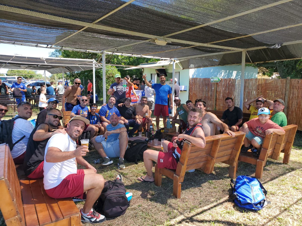Técnico que debuta gana!

Volvió lo lindo y la Britoneta arranco con todo, 5a0 contra Kachucha. Gran partido del equipo para arrancar el 2024.
Los goles: Chino x2, Dami, Tata y Marenco. Partidazo y tercer tiempo de la banda en una hermosa mañana.

#ElClubDelBarrio❤️💛💜