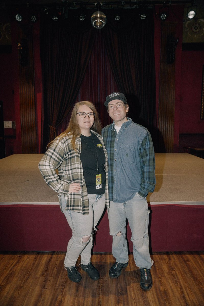 nicolebright91's tweet photo. Nicole in 2014 never thought she’d be here meeting her favorite artist 10 years later
THANK YOU @HoodieAllen 🤩❤️ https://t.co/2dstIwDK0N