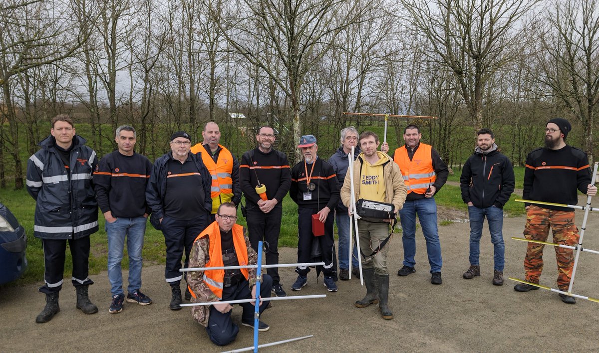 Aujourd'hui samedi 8 mars, l'ADRASEC 44 a procédé à un exercice de recherche de balise de détresse aéronautique. Celle ci a été retrouvé aux abords de Saint Père en Retz (44) malgré une mauvaise météo. #exercice #sater @Prefet44 @fnrasec @DGAC