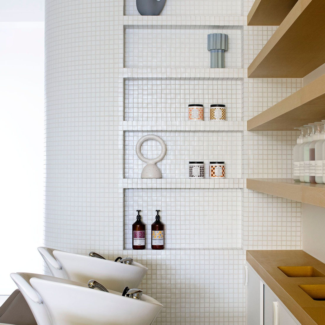 salonMonster tweet media