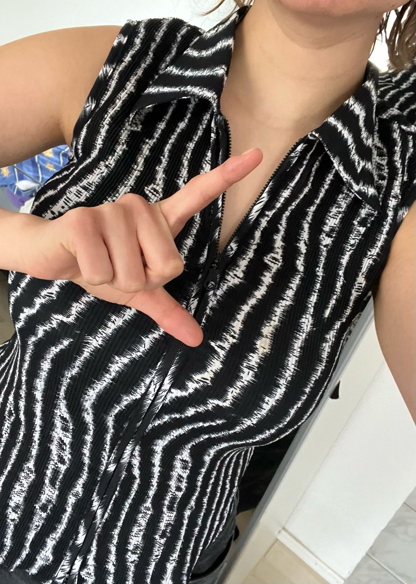 Geldherrin_isa's tweet photo. !!! RT GAME!!! 1/1 und jeder 1 Kommentar! 🔥

Einer meiner Sklaven wollte es doch tatsächlich wissen. Jetzt zeigen wir ihm, was wir mit ihm anstellen können! 😈😈

#rtgame #findom #geldherrin #goddess #femdom #sklave https://t.co/FoMUSl1naD