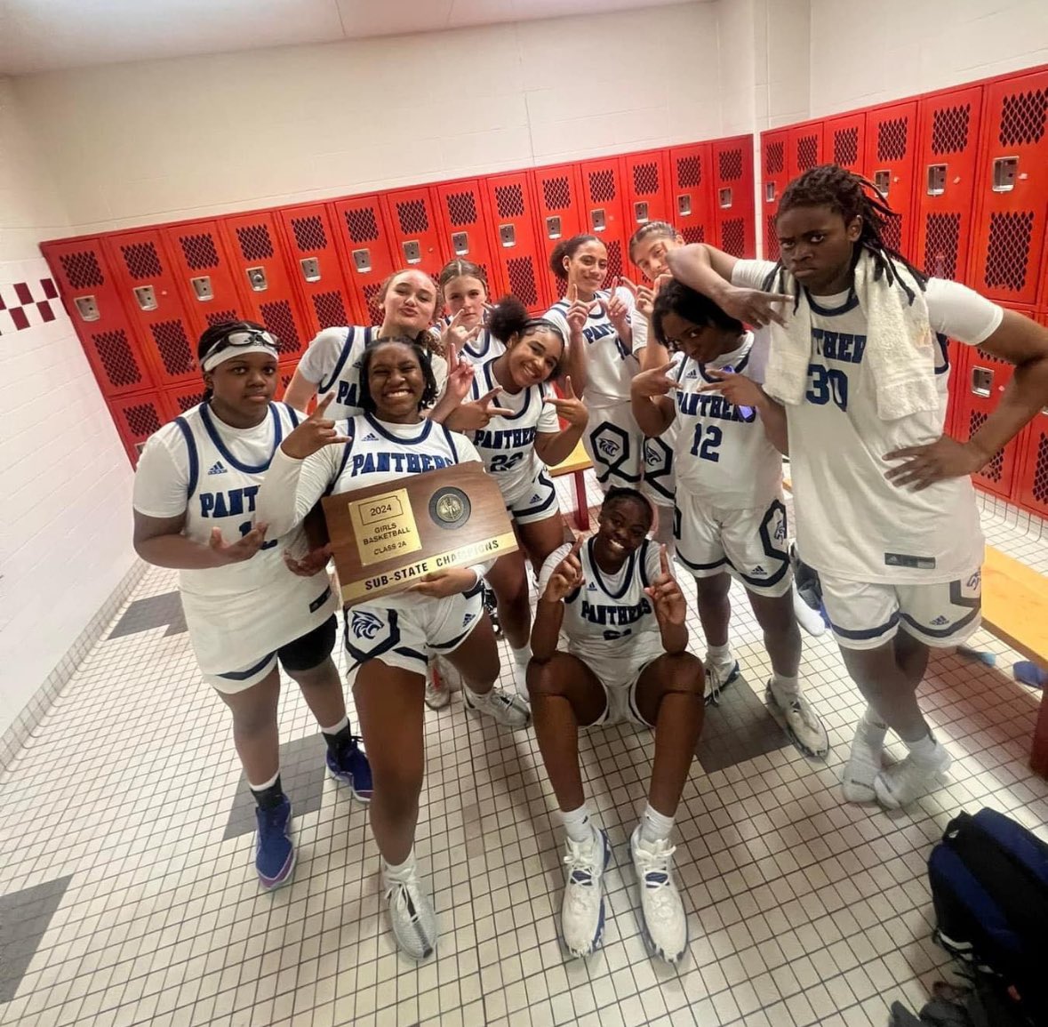Wichita Independent is playing in their first ever girls state basketball championship game as they take on last years runner up, Riverside, in todays 2A title game in Dodge City. Independent led by one of the best players in 2A in freshman Zoey Buckner-Franklin (22 ppg, 4 apg).