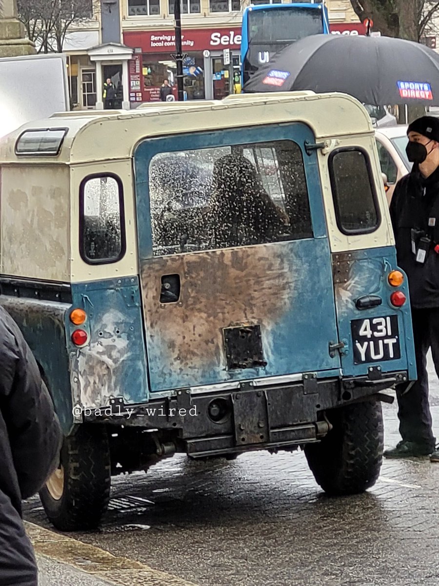 BadlyWiredLamp tweet media