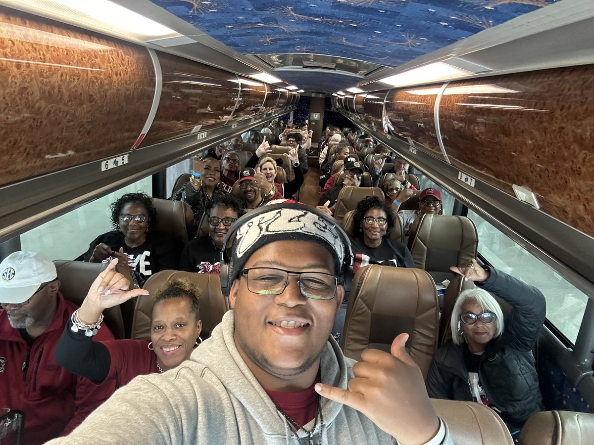 awright713's tweet photo. The #FAMS are on the way to Greenville for the women’s basketball #SECTourney!! Day 2….Let’s go #Gamecocks 🤙🏽🤙🏽🤙🏽 https://t.co/85AonLb5im