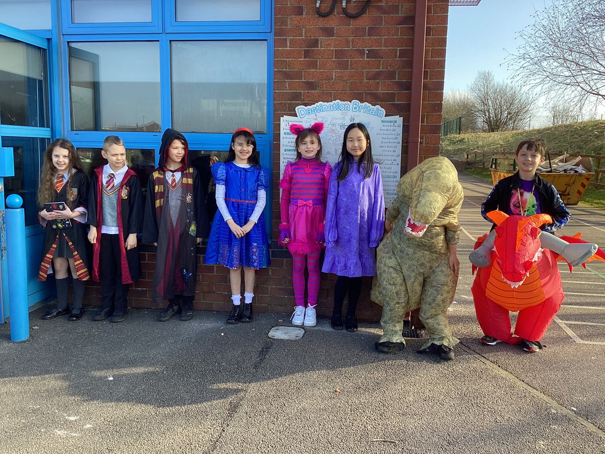 Some great outfits this week for World Book Day! We spoke about our costumes and had the opportunity to met up with the Puffins class for a fairytale quiz.

#TheGatesEnglish #TheGatesReading #WorldBookDay