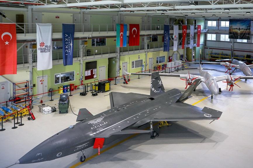 TurkishCentury's tweet photo. Sounds like @Selcuk & the rest of @BaykarTech can hardly wait for @TEI_TUSAS' #TF6K turbofan engines to become commercially available so that they can start mass-producing the #KIZILELMA UCAV. πΉπ·
Needless to say, #TUSAS' #Anka3 team also feel extremely excited about it. πΉπ· https://t.co/GWTv4Jw1NG
