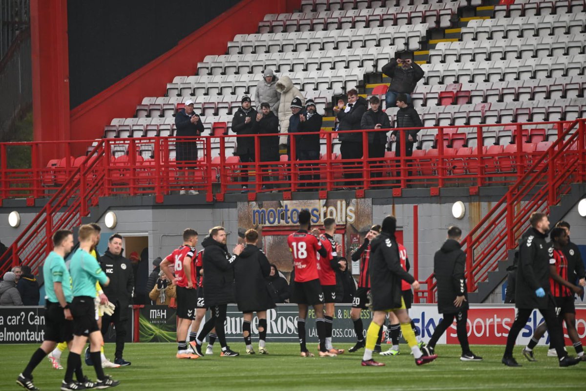 Thanks for your support on the road this afternoon, Citizens 🙌🏻

#BackToTheCity 🖤🤍