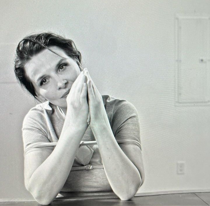 archivebinoche's tweet photo. Happy 60th birthday to the one and only La Binoche! 🤍

📷 | Juliette Binoche photographed by Collier Schorr, 2021. https://t.co/lPALBejjMU