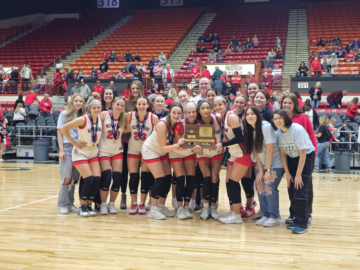Your class 4A girls state basketball 3rd place finishers, the McPherson Lady Pups!🥉🏆 #KSPreps