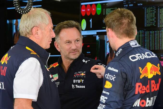 PortalRBRBrasil's tweet photo. 🚨 | Max Verstappen revela que todos da Red Bull Racing entraram em consenso:

"Precisamos trabalhar juntos e manter a paz. Nós concordamos com isso. E esse é o caso agora".

©️: @JoostNederpelt https://t.co/g9jTcsdMAw