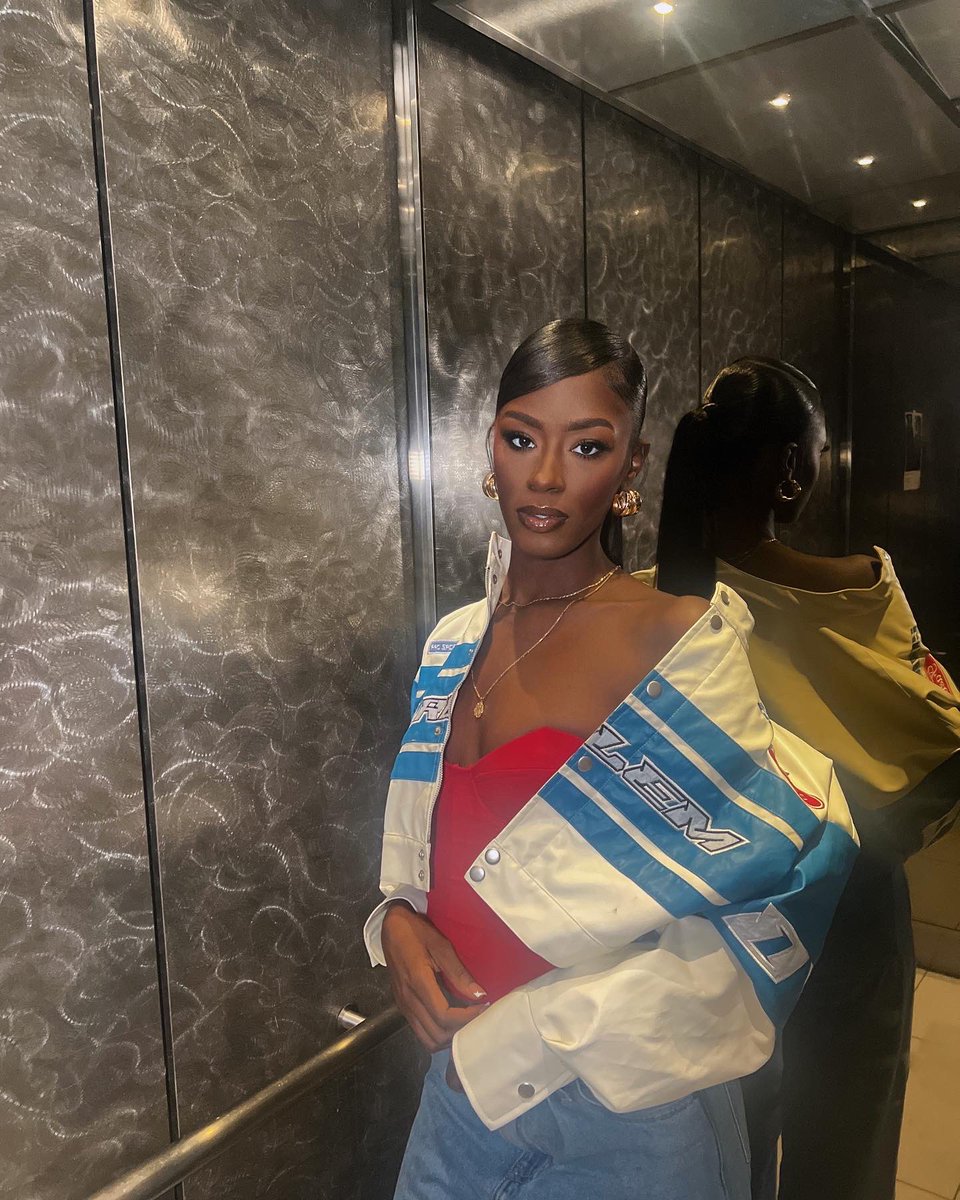 Its_JOLISA's tweet photo. 🍫 #darkskinwomen https://t.co/MGiACajkJ7
