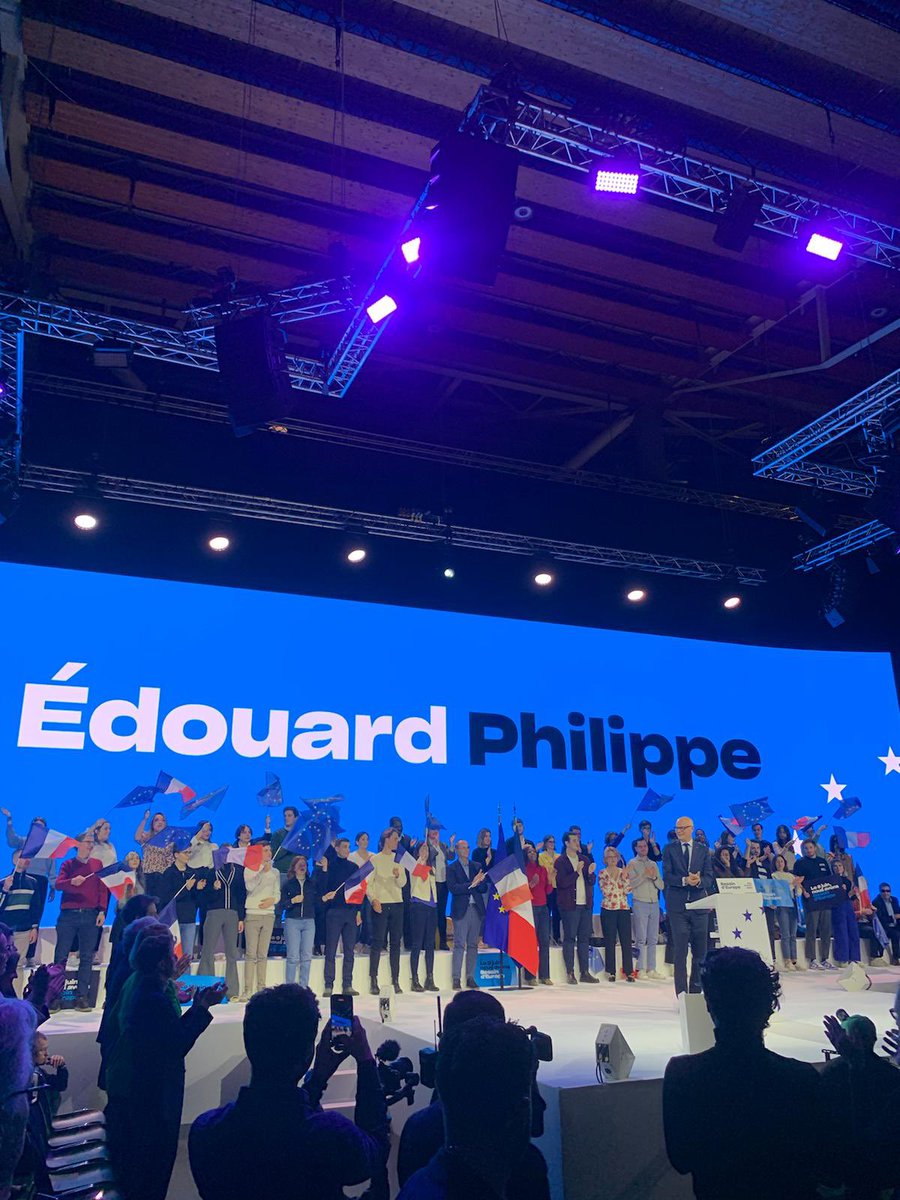 « Nous avons fait l’Europe pour être prospères et libres. Nous voulons que la France et l’Europe démocratique ne doutent plus mais affirment la puissance de leur ambition. » @EPhilippe_LH aujourd’hui à Lille pour le meeting de lancement de la campagne des Européennes. 🇪🇺