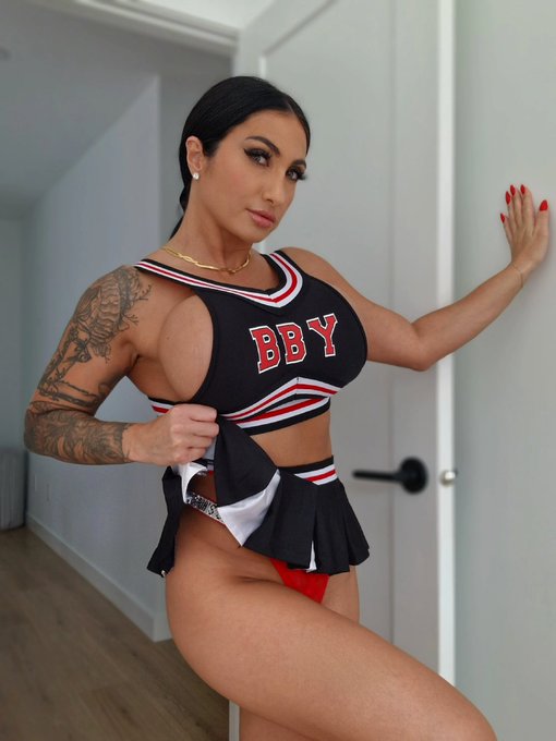 Are you team Cherry? 🍒 join my free #onlyfans if you are ❤️ *link in bio https://t.co/1qR1kqwB5y<a href="/tag/onlyfans"class="tags">#onlyfans</a>