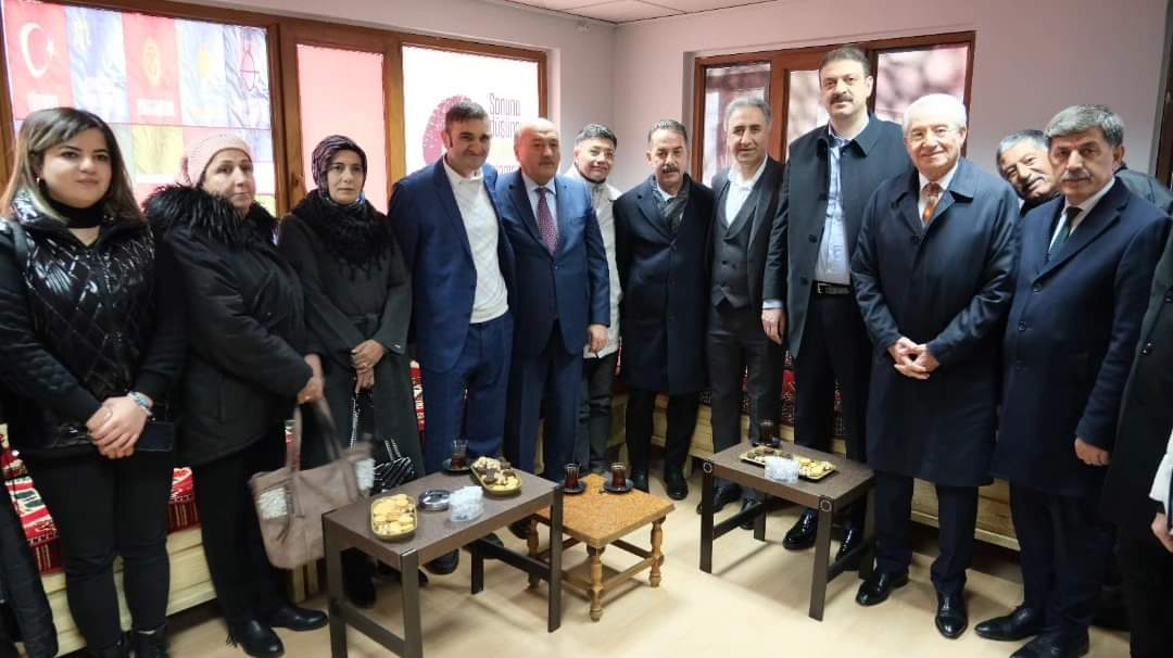 Cumhur İttifakı olarak, Kafkas Aileleri Dayanışma Yardımlaşma ve Kültür Derneği’nin yeni yerinin açılışına katılım gerçekleştirilmiştir.

Cumhur İttifakı olarak Erzincan Şavaklılar Derneği’ni de ziyaret edilerek, Derneğimizin yöneticileri ve üyeleri ile hasbihal edilmiştir.