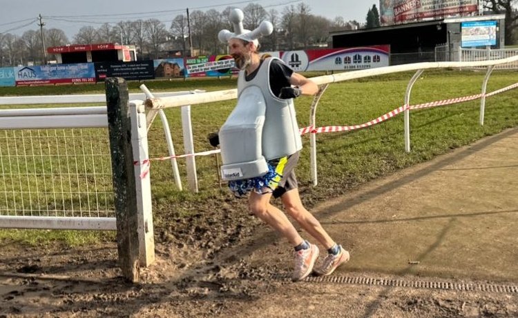 I've been speed testing the costume for the <a href="/GWR/">Guinness World Records</a> record attempt for fastest marathon dressed as a tap. Pleased with 8th at Worcester Pitchcroft parkrun ✅.
Lots of support for <a href="/WaterAidUK/">WaterAid UK 💦</a> which is what it's all about.
Here's the link if you'd like to help. givestar.io/gs/attempt-to-…
