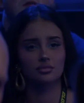WujaJurek's tweet photo. Chyba myśli o planie D #cloutmma4 https://t.co/XAK2eDws40