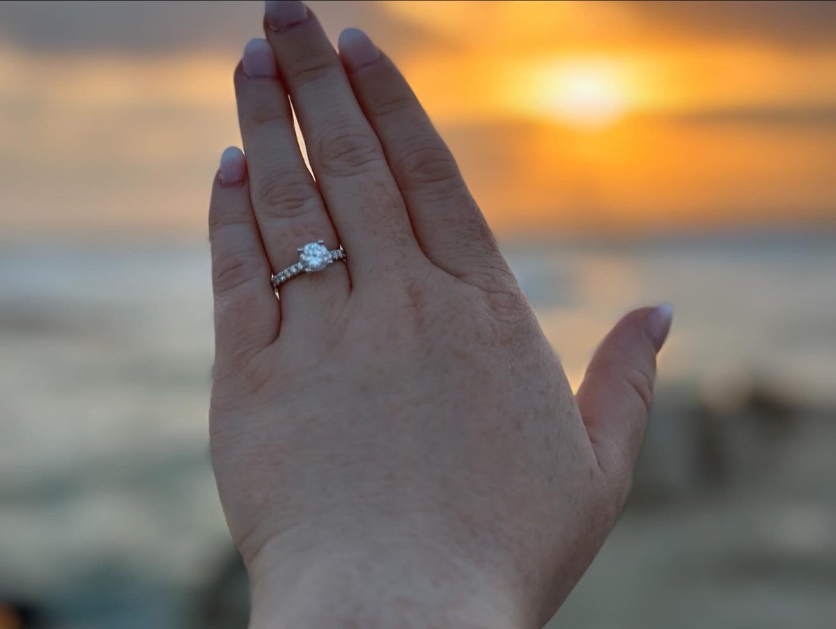 brittanicummins's tweet photo. I SAID YES TO MY BEST FRIEND🥹🥹❤️❤️💕🤍 https://t.co/wQFlsXzlw1