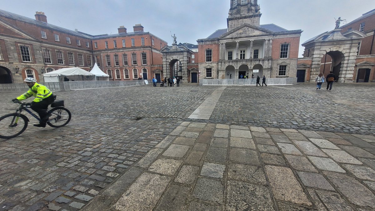 There was no raucous party at Dublin Castle this afternoon.

The ordinary people who spent countless hours over the last few weeks campaigning for #VoteNoNo are all volunteers, with no time for popping champagne corks or gloating.

Take note politicians and NGOs.

#Referendum2024