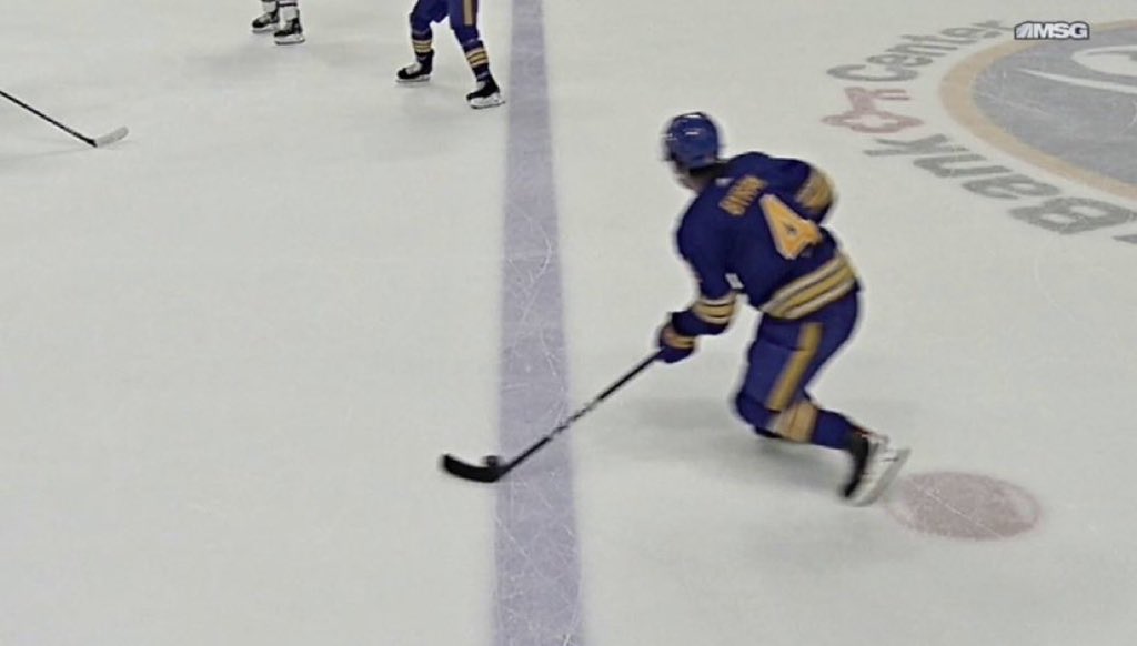 KailerMemeamoto's tweet image. Objectively hilarious situation, but I need someone to explain to me how being an inch offside has any effect on the play. If the offside is too tiny to see at first glance, it’s not worth negating a goal. 

Take away the offside review