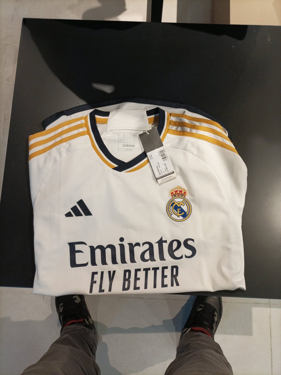 ahmadkhojaev's tweet photo. #New_one
Hala Madrid 🤍 https://t.co/F4MipWN4lc
