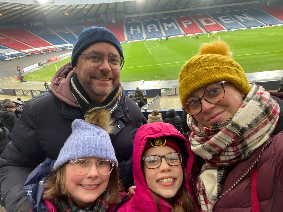 craigmilneDHT's tweet photo. Great day @queensparkfc . Girls first ‘real’ football match, fantastic wee family day out. #supportlocal https://t.co/57vmo26brM