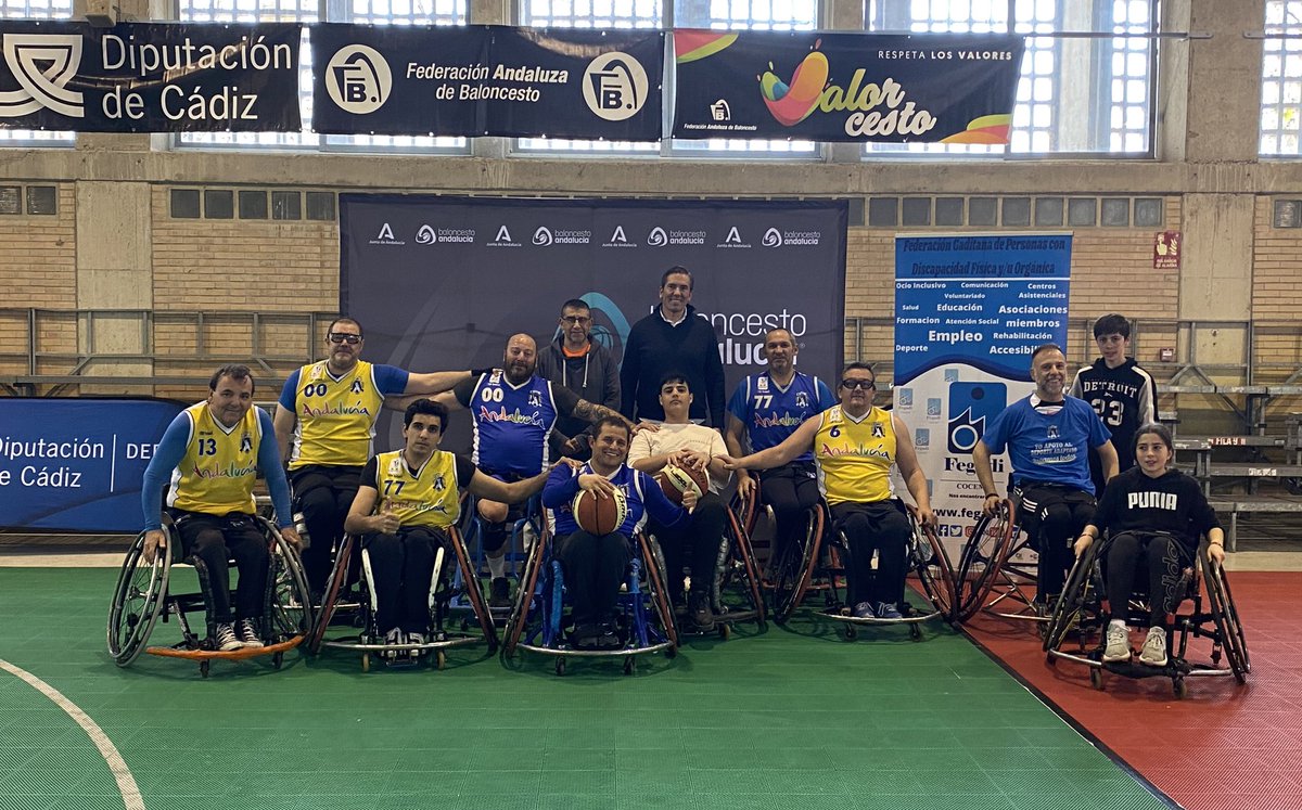 fabcadiz's tweet photo. Nuestros amigos de @DABCadiz han dado una exhibición de Baloncesto en Silla de ruedas, gracias por pasar por nuestra pista en la Feria del Deporte en #Ifeca
#baloncestoandalucia https://t.co/cSZYtqjqXJ