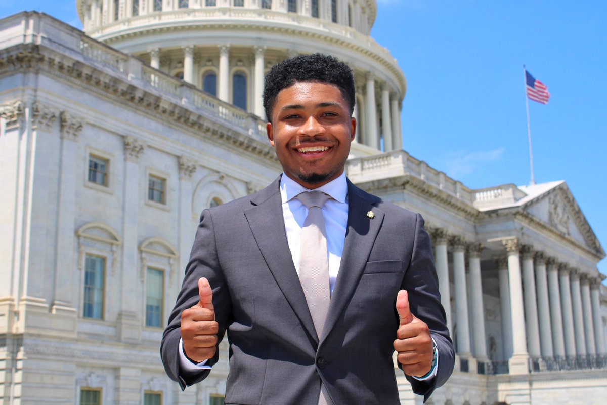 I’m Josh Martin, a 21 year old organizer from Houston, TX. I’m committed to growing a platform so we can turn out other young voters to ensure that we re-elect President Biden in 2024 and take back the house! Retweet and follow if you’re in!