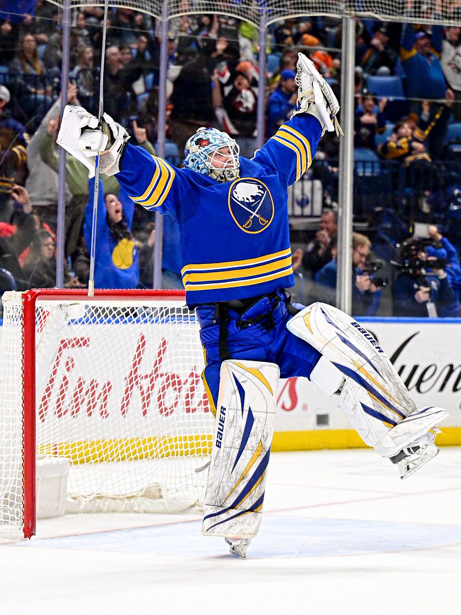 MiMiV4682's tweet photo. I prefer the 1st UPL cele 🥅🎉

Buffalo Sabres Goaltender, Ukko-Pekka Luukkonen, originally celebrates the Sabres defeating the Edmonton Oilers in overtime #LetsGoBuffalo https://t.co/fOMc0DhUCR